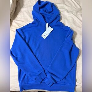 NEW!! Alo men’s hoodie in Marathon blue.